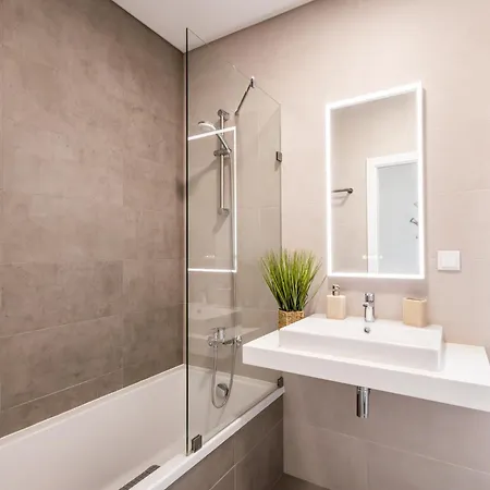 Olivia - By Smarthomes Villa *