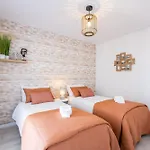 Olivia - By Smarthomes